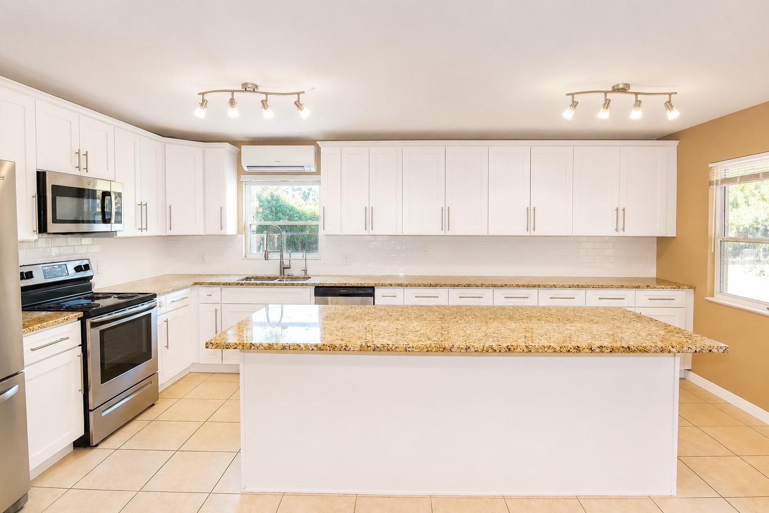 Virtually Staged - 6848 COPPERFIELD DR, NEW PORT RICHEY