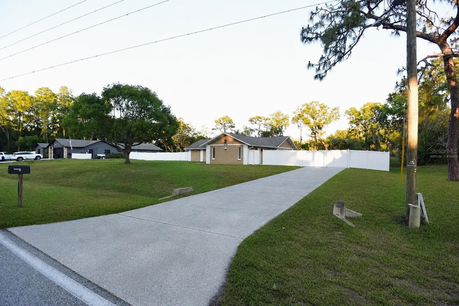 Virtually Staged - 6848 COPPERFIELD DR, NEW PORT RICHEY