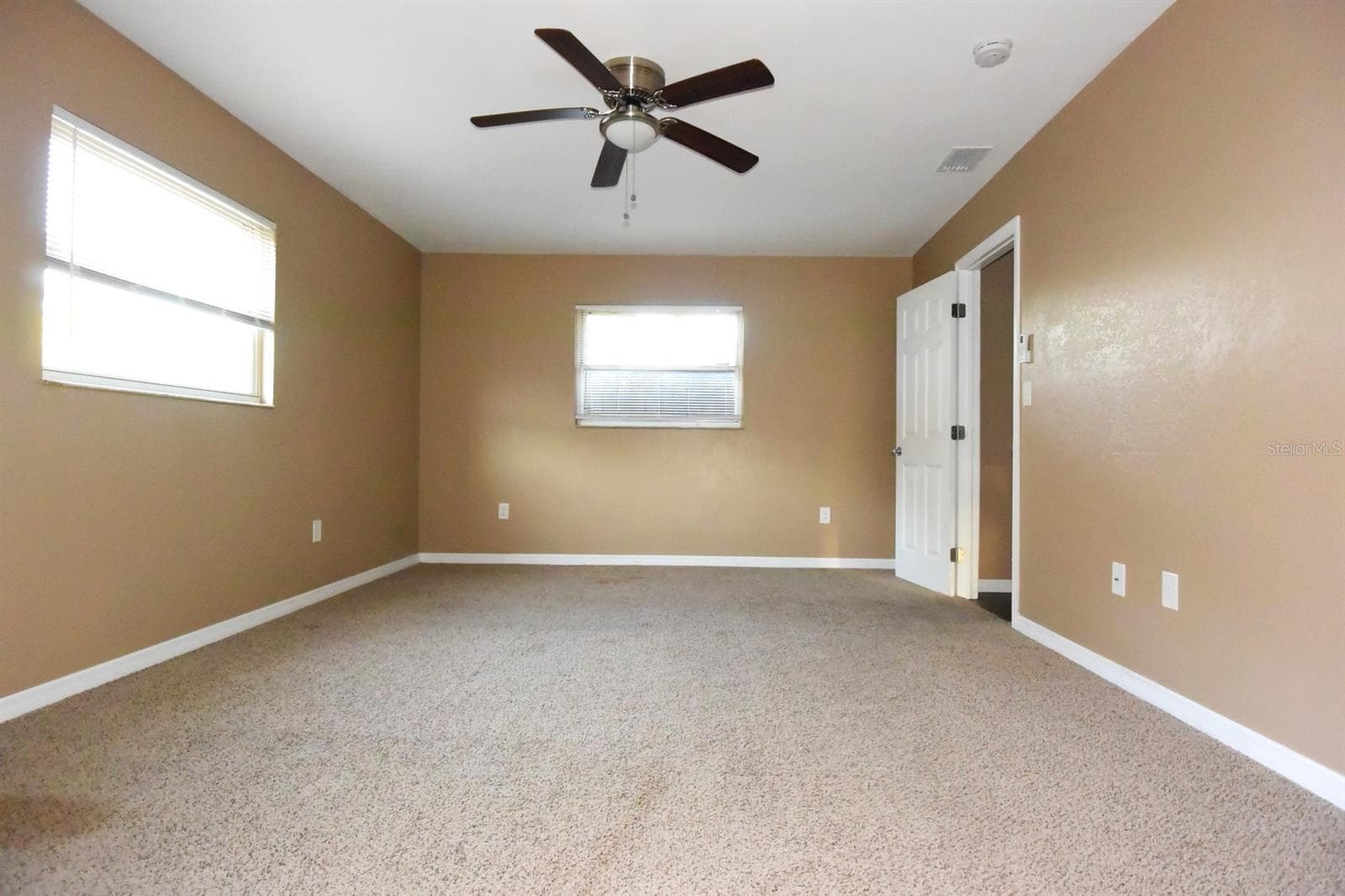 Single Family Residence at 6848 COPPERFIELD DR, NEW PORT RICHEY, photo 11 of 32