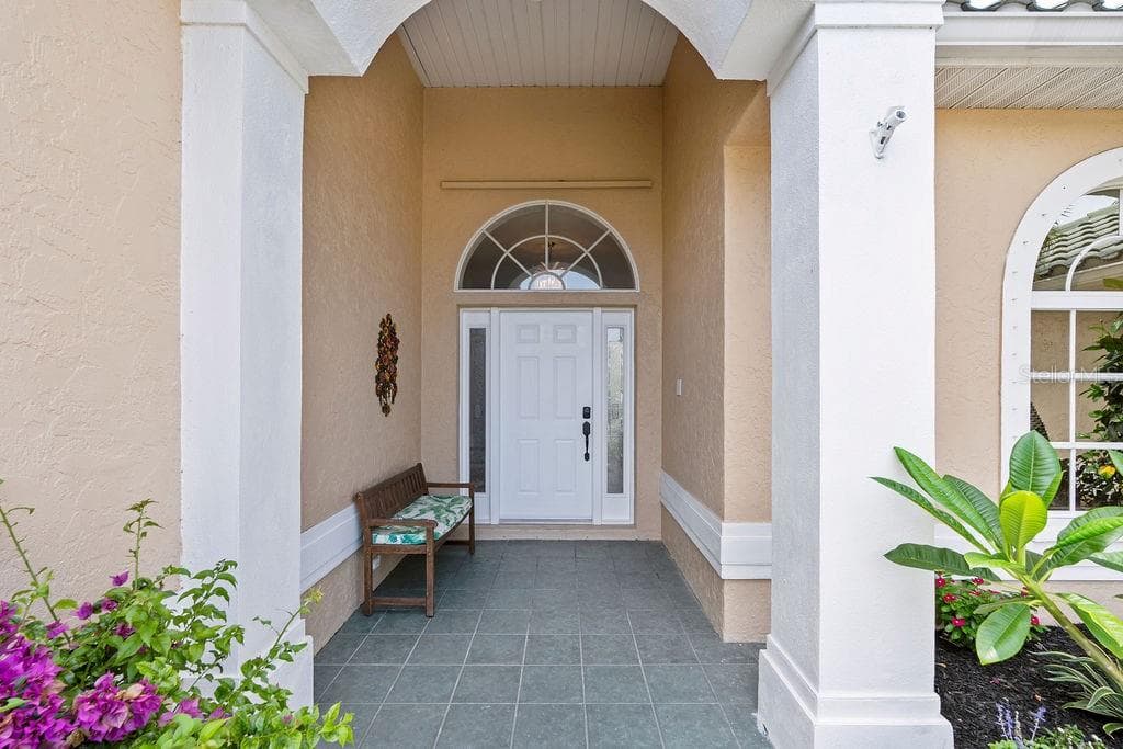 Single Family Residence at 1543 WATERFORD DR, VENICE, photo 8 of 63