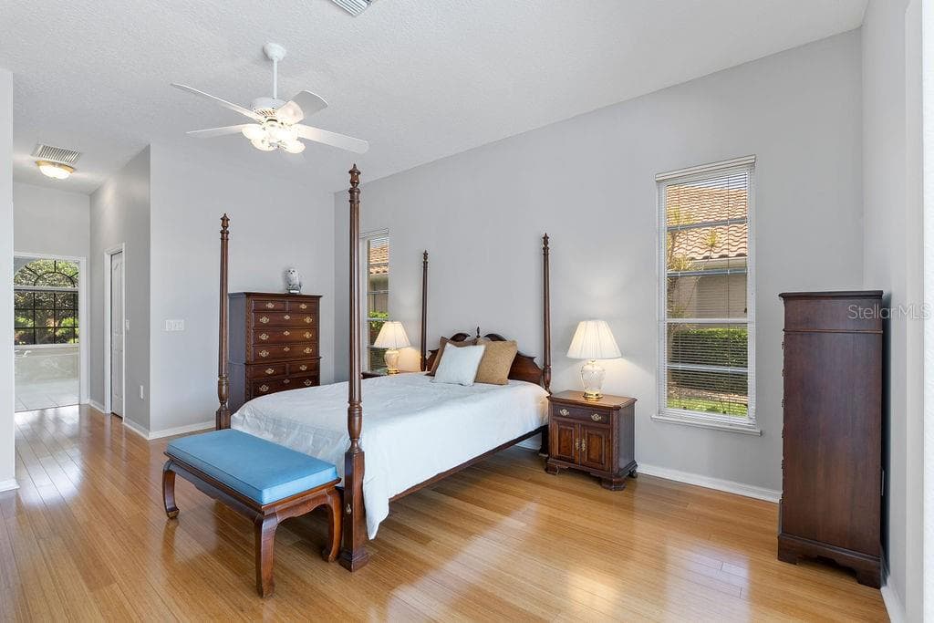 Single Family Residence at 1543 WATERFORD DR, VENICE, photo 23 of 63