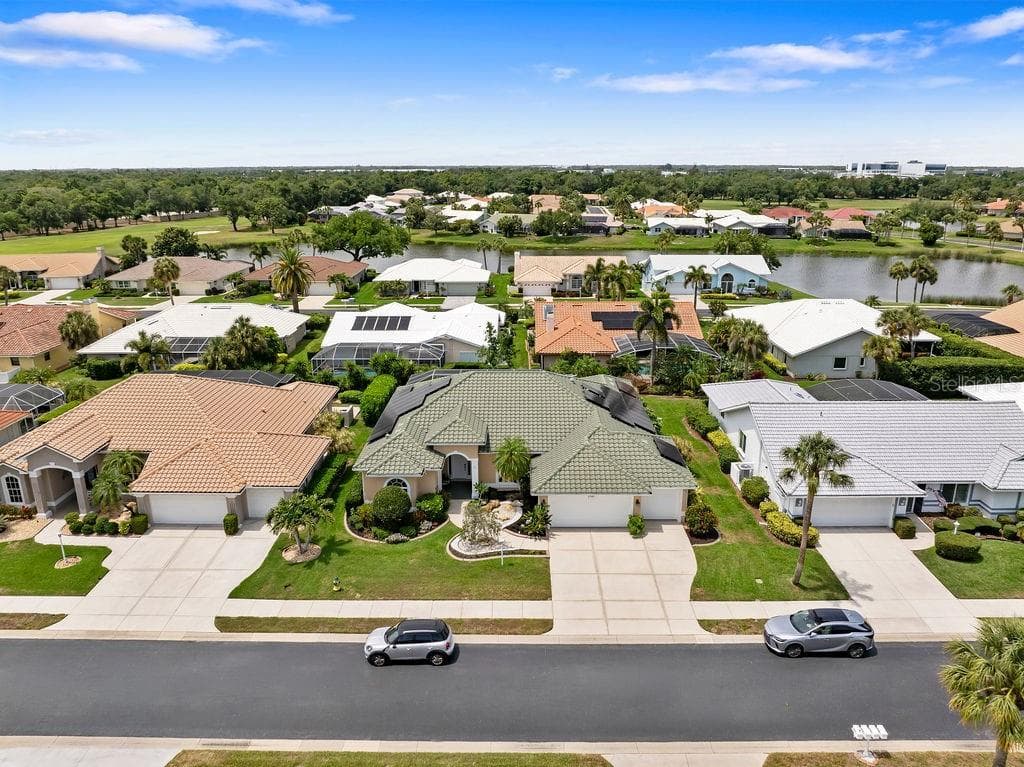 Single Family Residence at 1543 WATERFORD DR, VENICE, photo 56 of 63