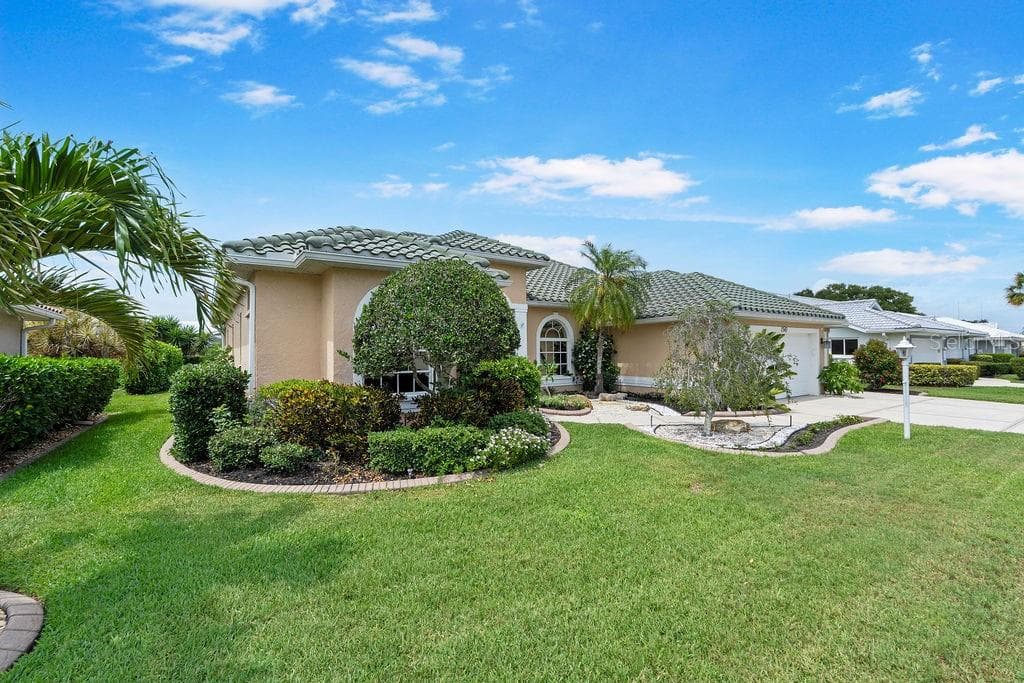 Single Family Residence at 1543 WATERFORD DR, VENICE, photo 62 of 63