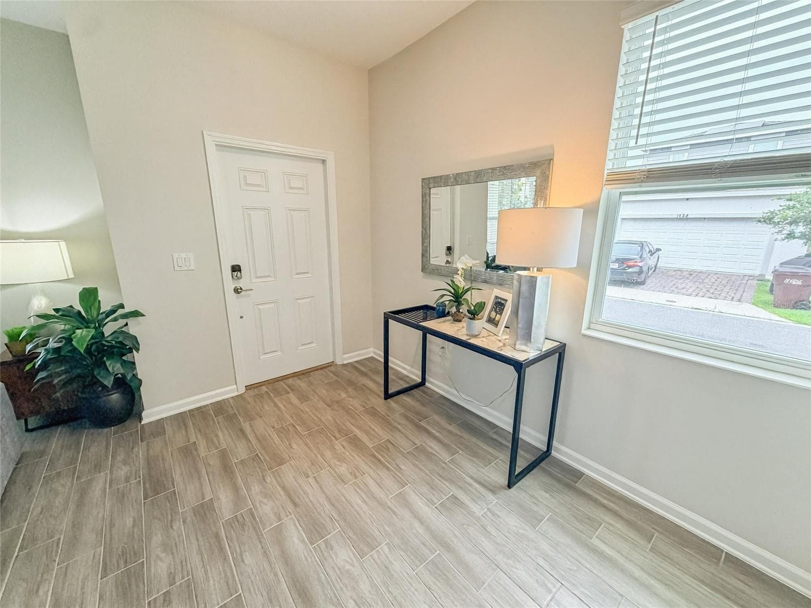 Foyer - 2401 VOLUNTEER AVE, KISSIMMEE