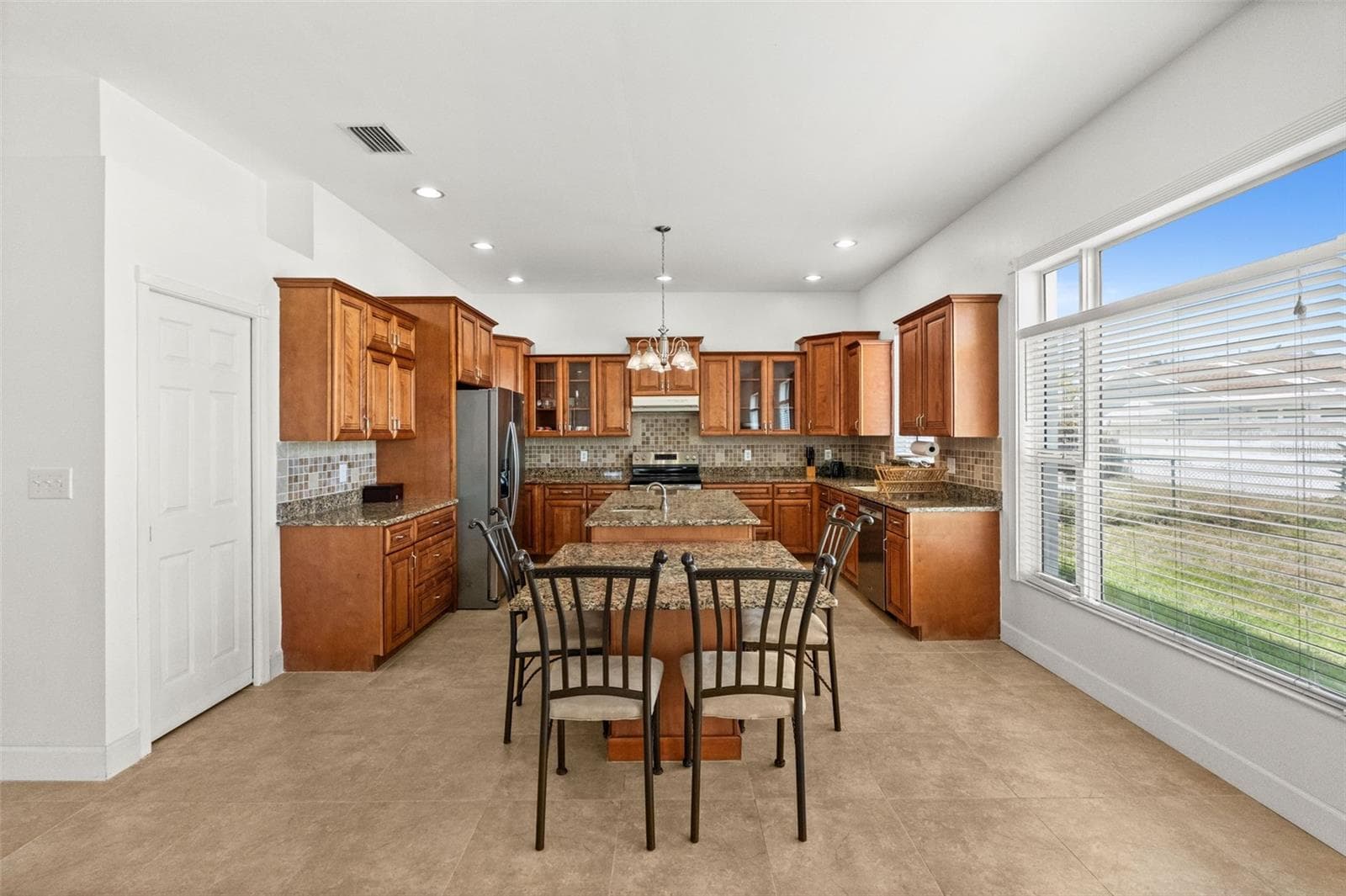 Single Family Residence at 710 116TH AVE, TREASURE ISLAND, photo 21 of 58