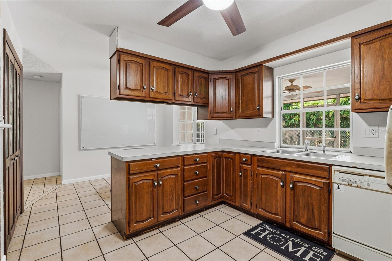 Single Family Residence at 2749 GREENDALE DR, SARASOTA, photo 11 of 45