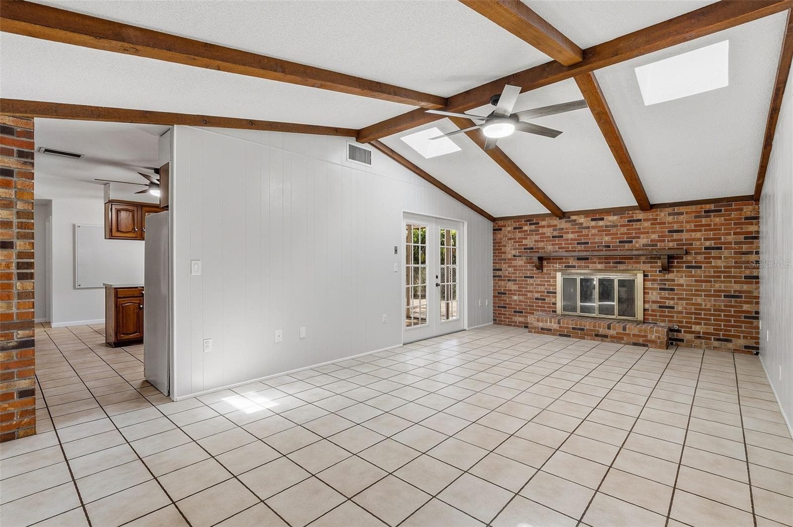 Single Family Residence at 2749 GREENDALE DR, SARASOTA, photo 14 of 45
