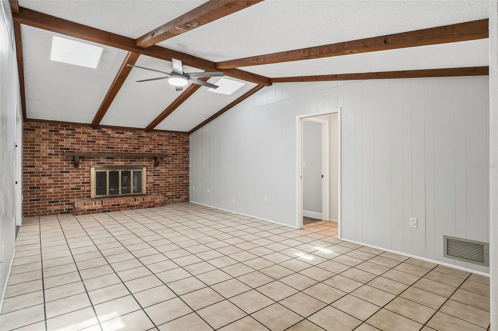 Single Family Residence at 2749 GREENDALE DR, SARASOTA, photo 16 of 45