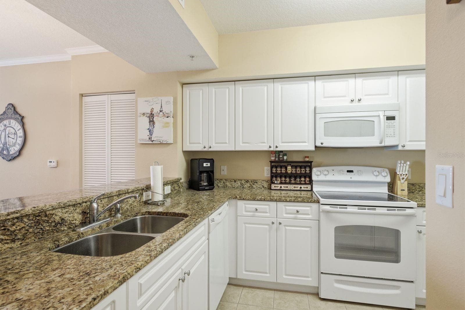 Condominium at 4516 SEAGULL DR #502, NEW PORT RICHEY, photo 15 of 61