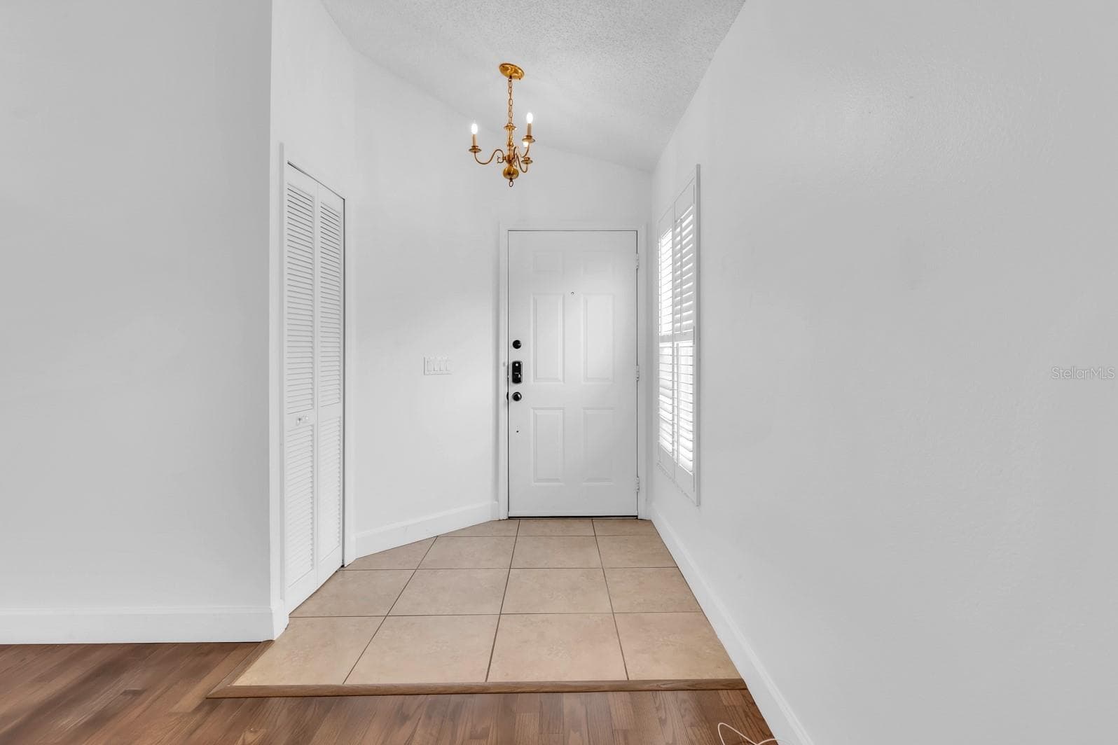Single Family Residence at 8141 FORT THOMAS WAY, ORLANDO, photo 8 of 34