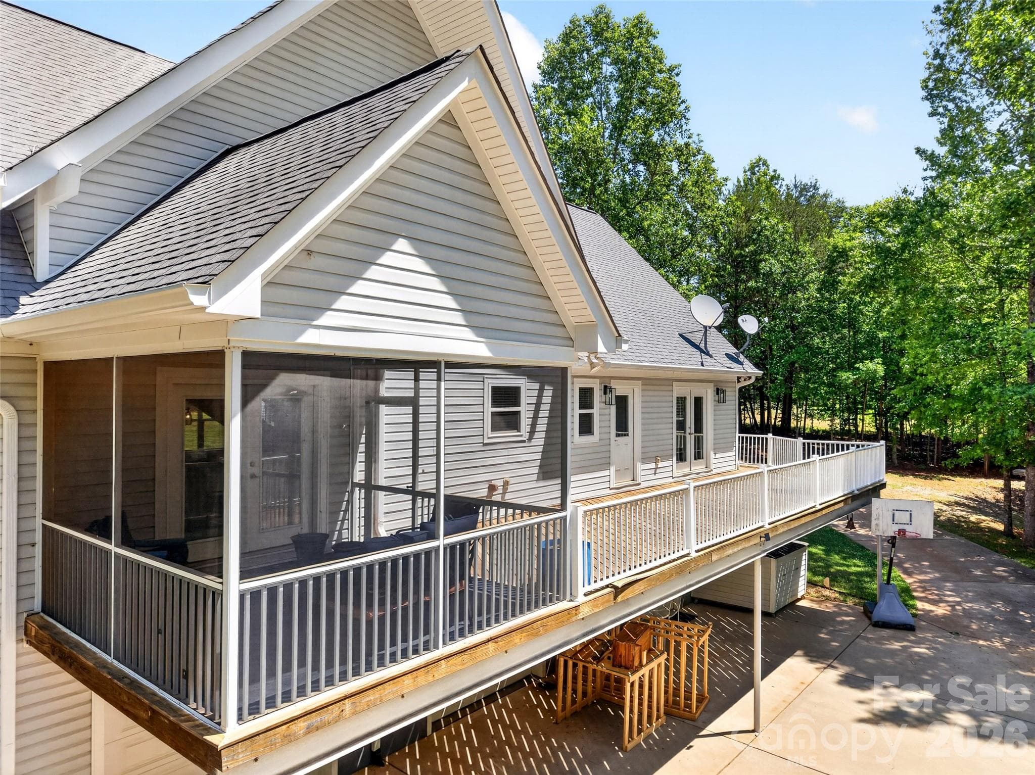 Rear Screen Porch and Deck - 2977 Cabin Creek Drive, Catawba