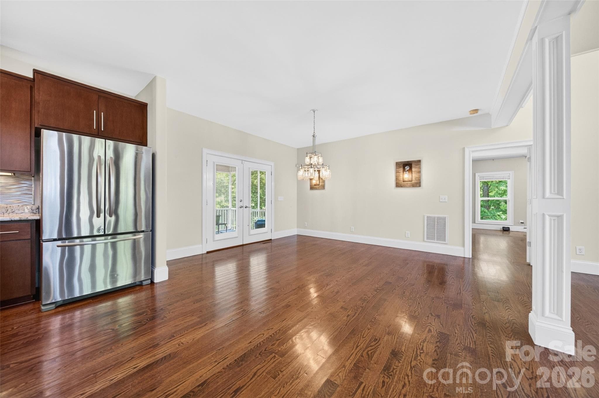 Huge Breakfast/Dining area - 2977 Cabin Creek Drive, Catawba