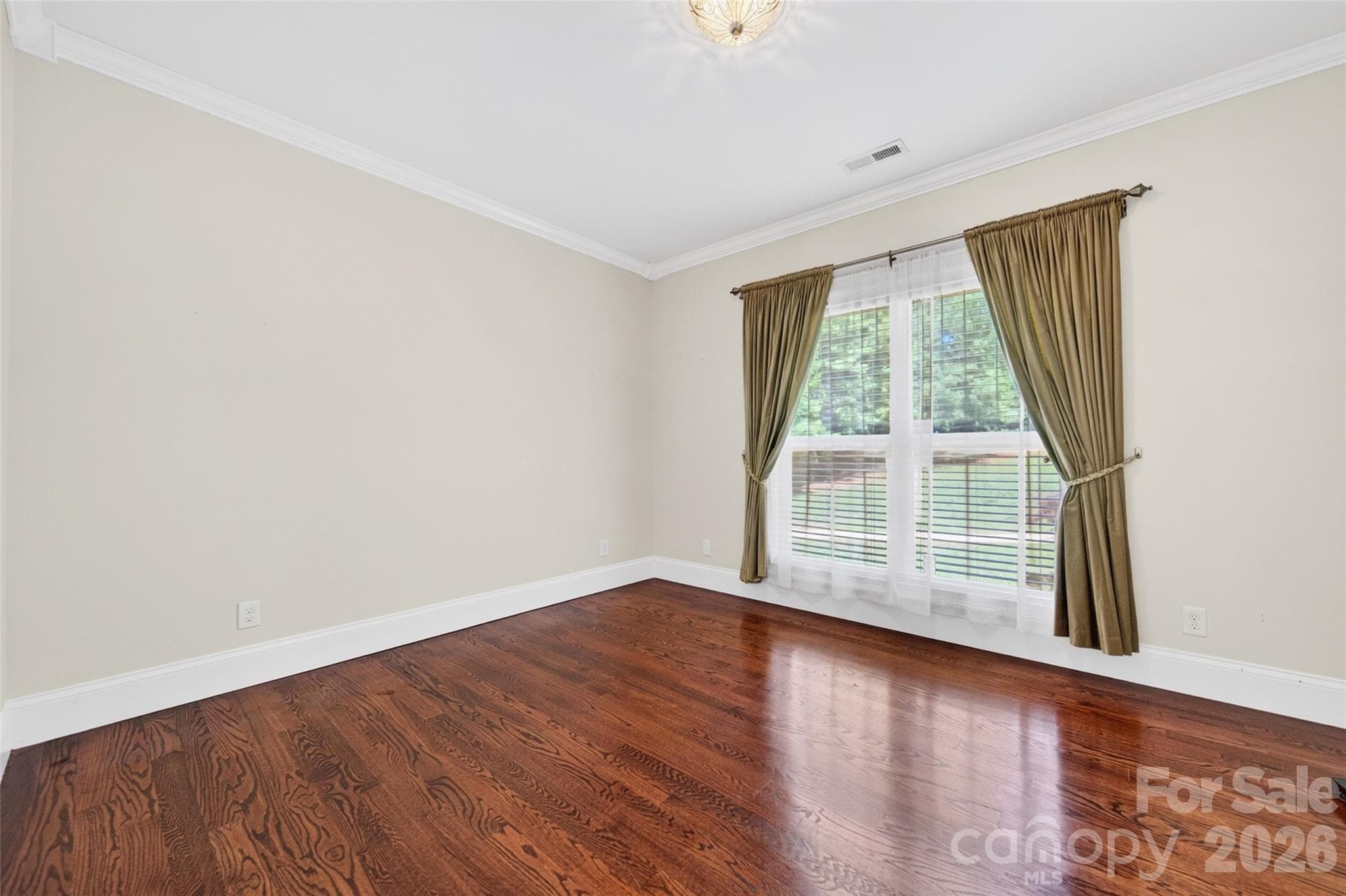 Bedroom number 2 on main level - No carpet :) - 2977 Cabin Creek Drive, Catawba