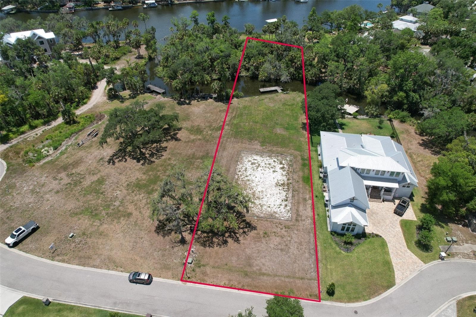 8325 ALAFIA POINTE DR