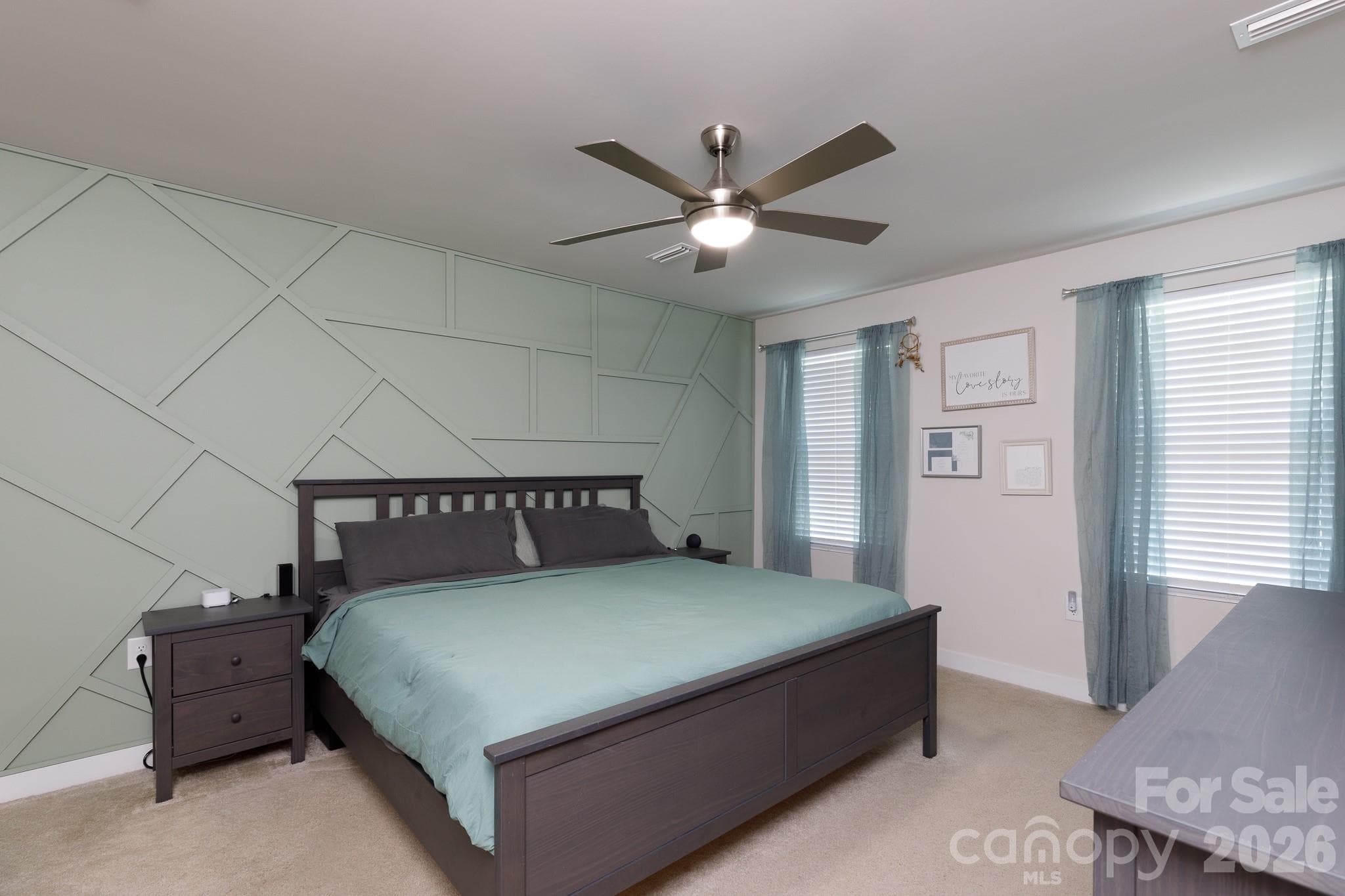 Single Family Residence at 329 Damask Drive, Lancaster, photo 13 of 25
