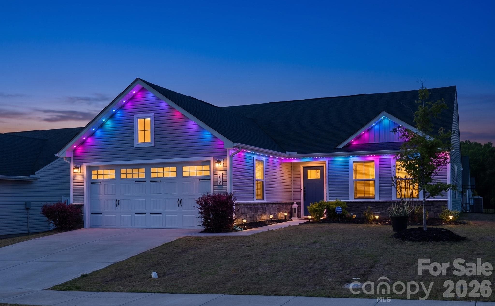 Single Family Residence at 329 Damask Drive, Lancaster, photo 22 of 25