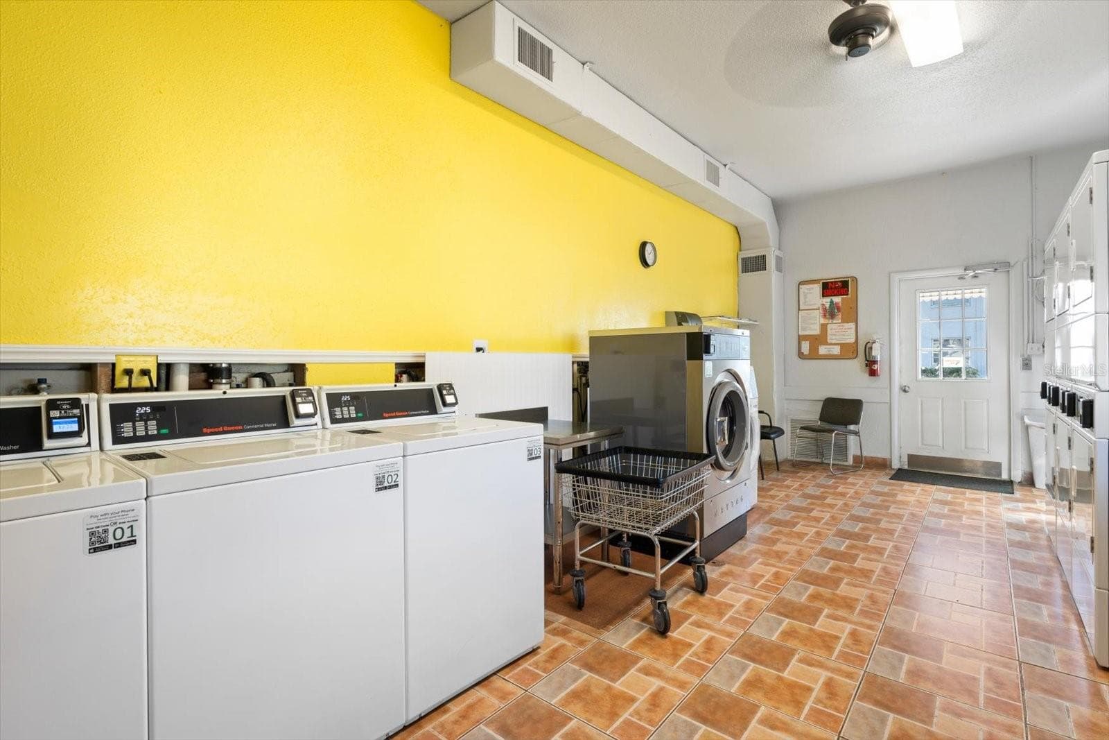Condominium at 2326 CANAL DR #G25, BRADENTON, photo 29 of 39