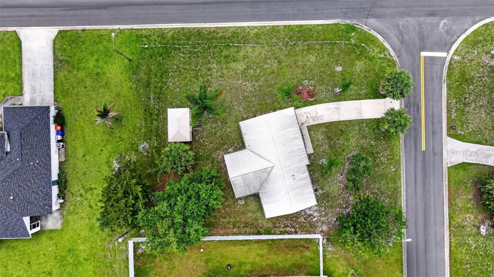 Single Family Residence at 2296 18TH AVE SW, VERO BEACH, photo 2 of 49