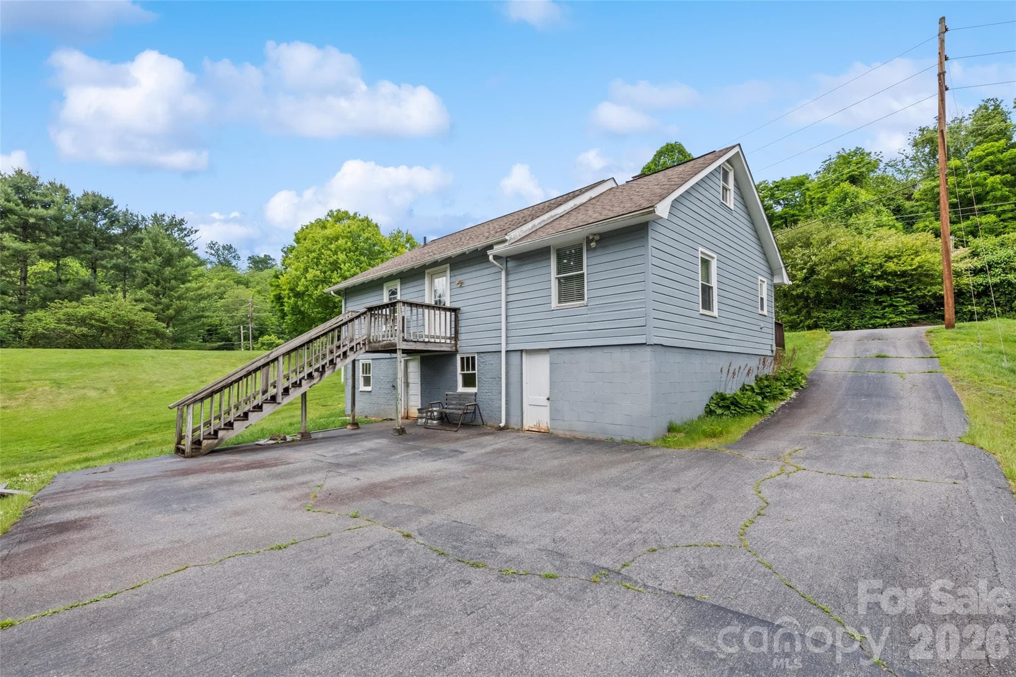 Single Family Residence at Waynesville, photo 16 of 17