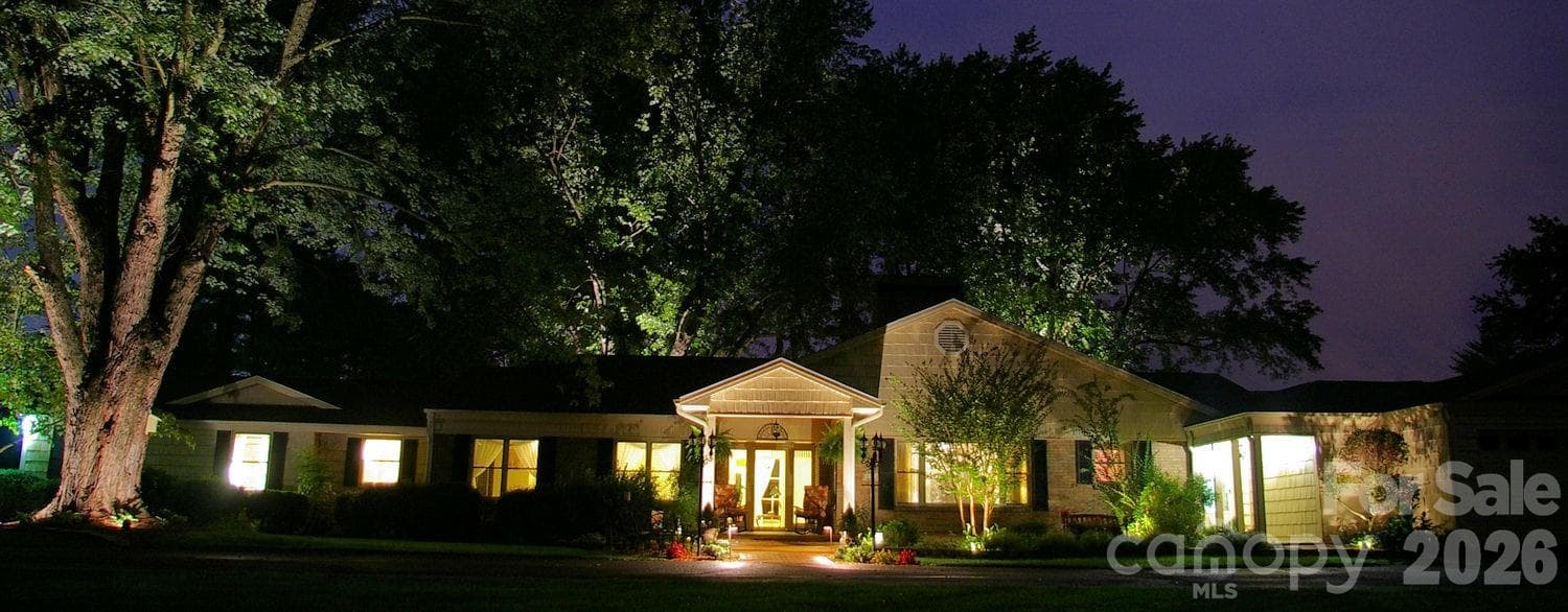 Single Family Residence at Waynesville, photo 2 of 46