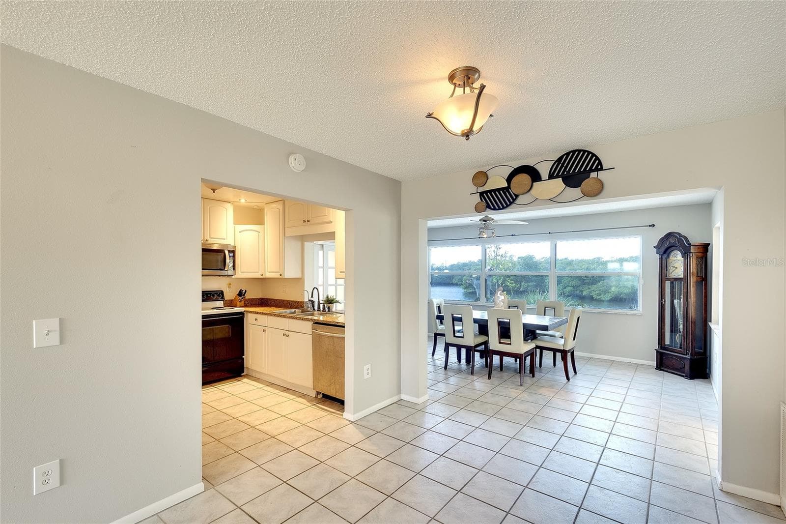 Single Family Residence at 3810 JOYCE DR, BRADENTON, photo 9 of 28