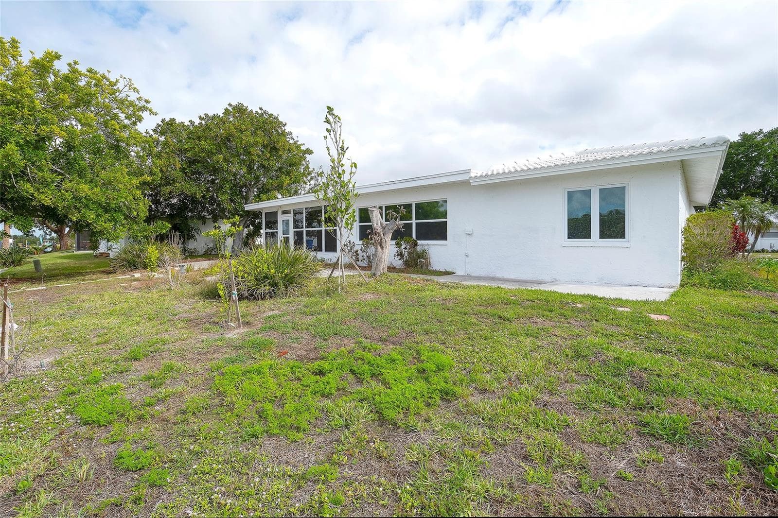Single Family Residence at 3810 JOYCE DR, BRADENTON, photo 23 of 28