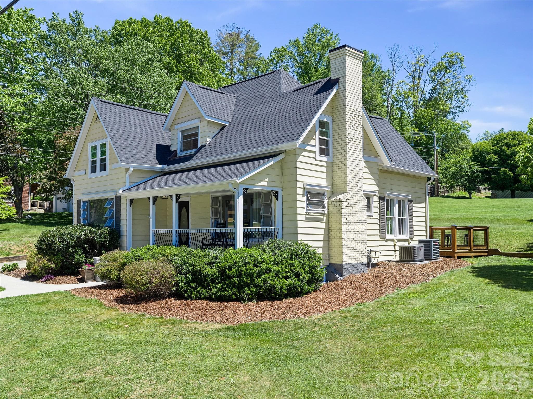 Single Family Residence at 118 Robertson Street, Burnsville, photo 47 of 48
