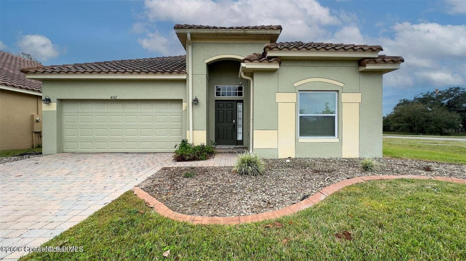 4367 FITZROY REEF DR