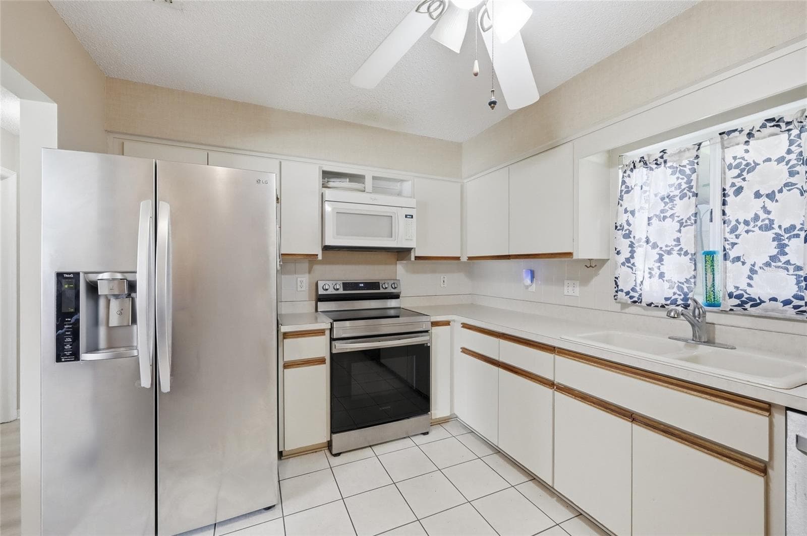 Kitchen - 17814 SE 107TH TER, SUMMERFIELD