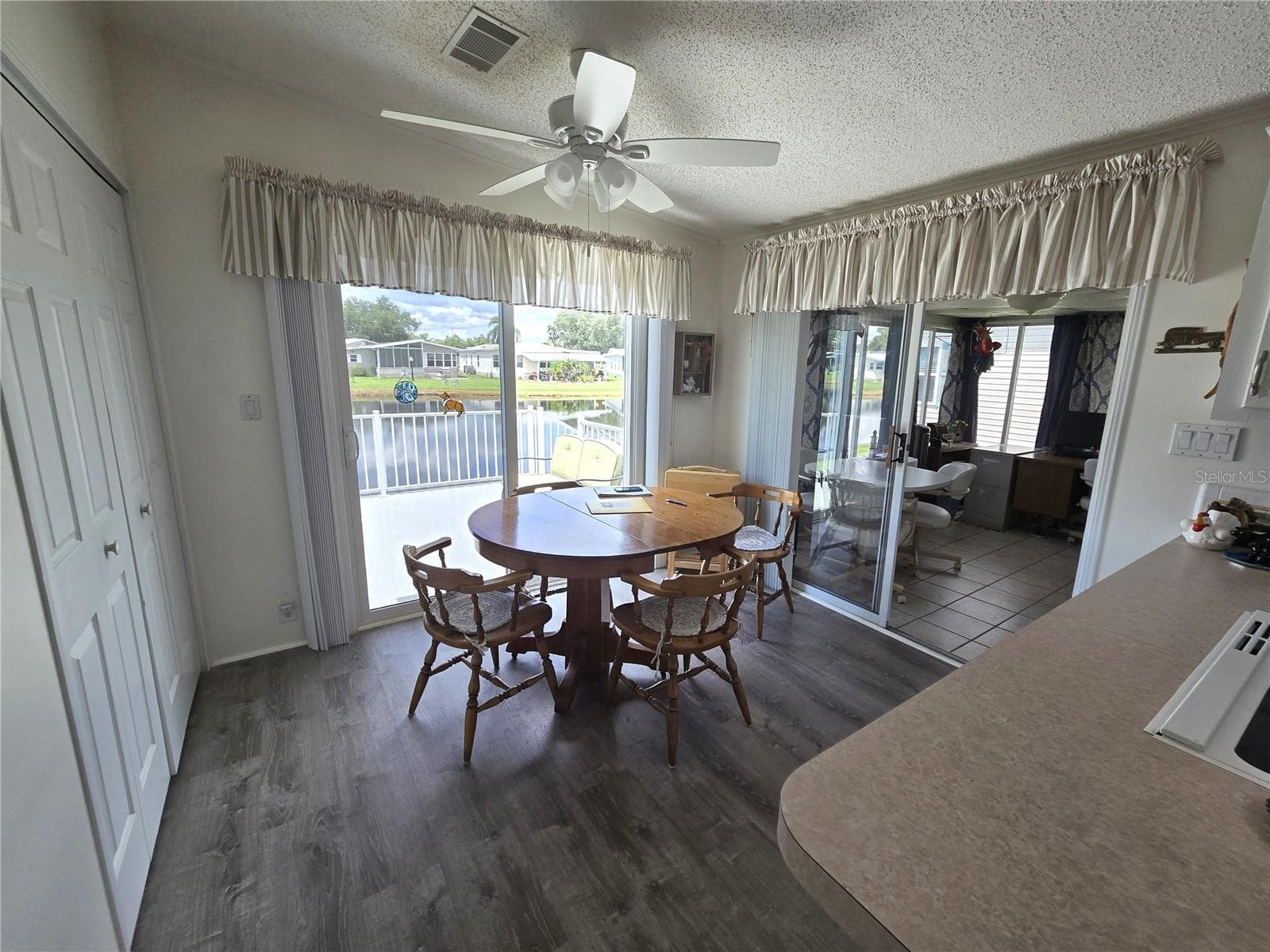 Manufactured Home at 88 STRAPHMORE DR, HAINES CITY, photo 43 of 93