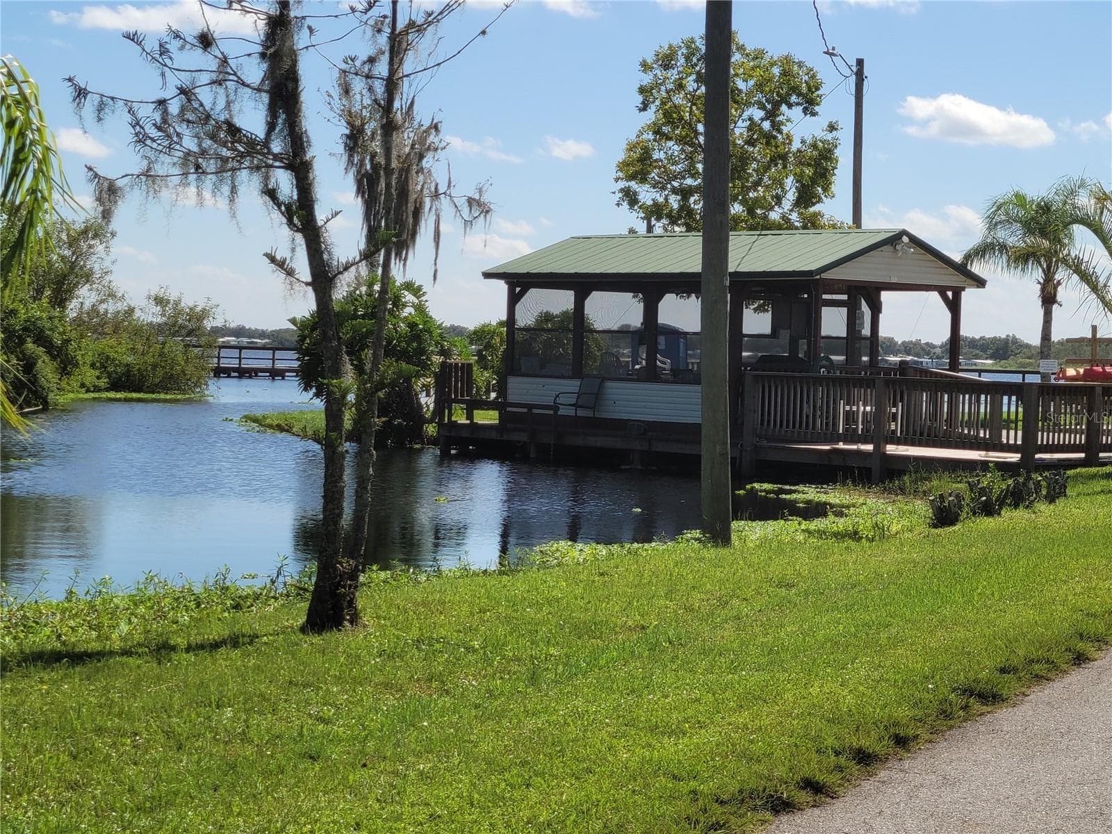 Manufactured Home at 88 STRAPHMORE DR, HAINES CITY, photo 92 of 93