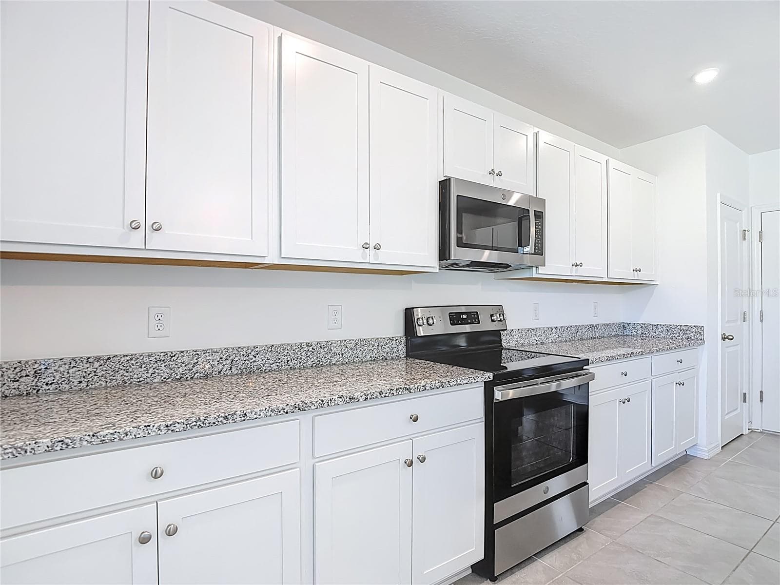 Single Family Residence at 6969 FABEN LN, ZEPHYRHILLS, photo 8 of 35