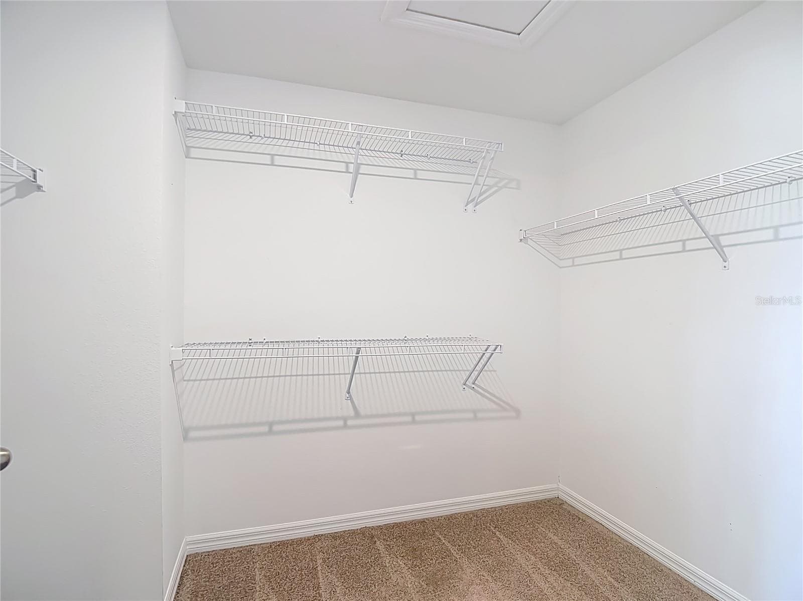 large walkin closet - 6969 FABEN LN, ZEPHYRHILLS