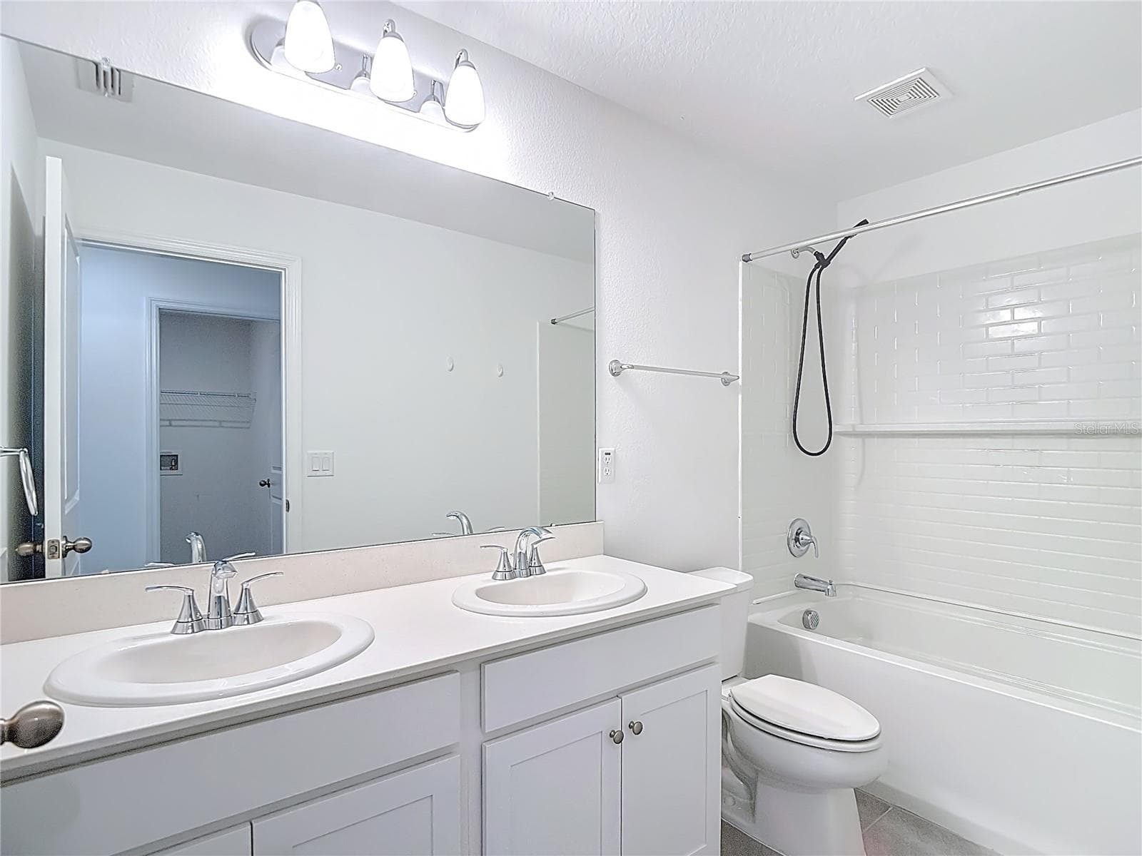 Single Family Residence at 6969 FABEN LN, ZEPHYRHILLS, photo 24 of 35