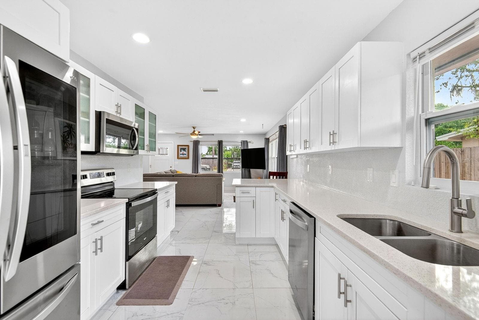 Single Family Residence at 916 PATTISON AVE, SARASOTA, photo 16 of 50