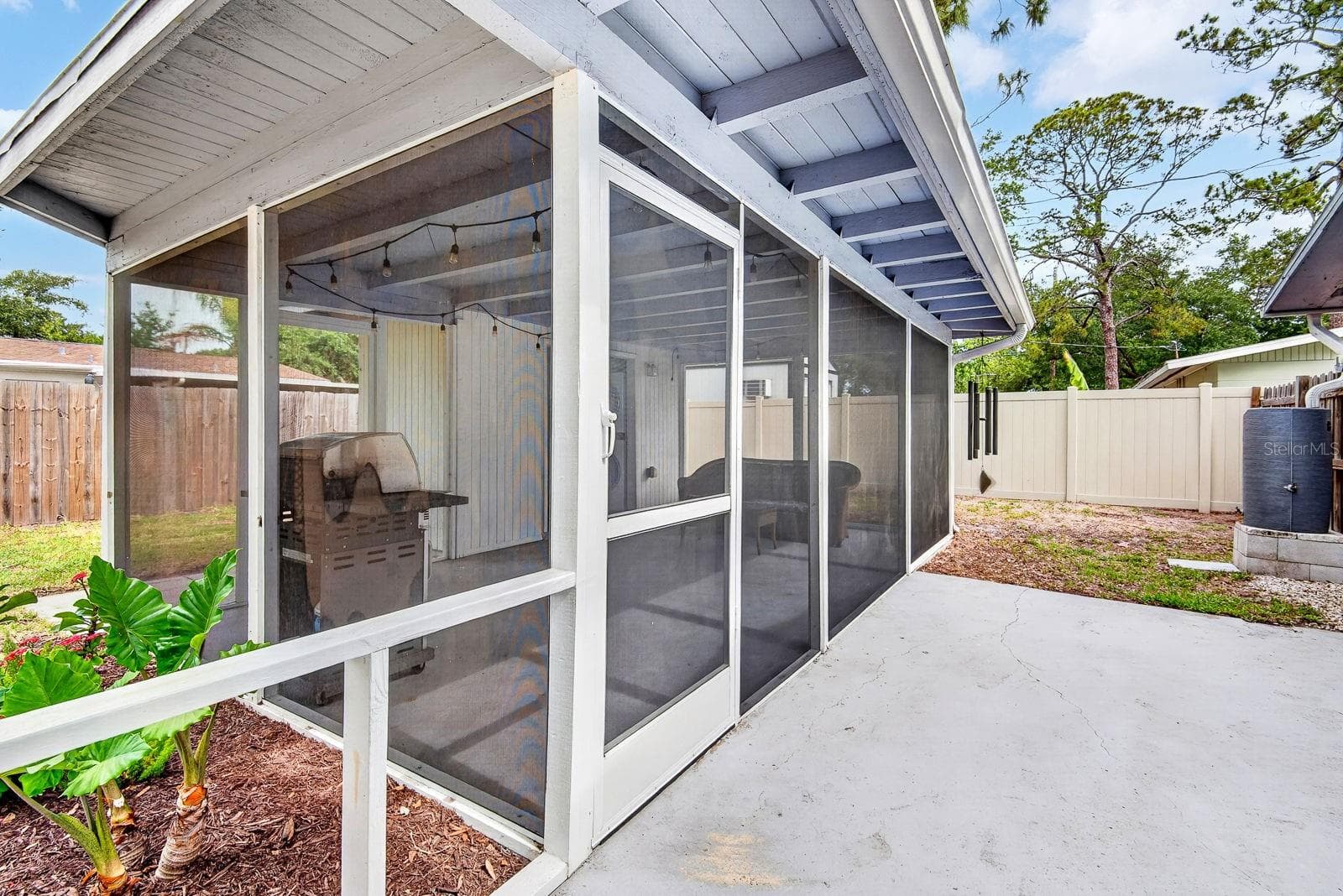 Single Family Residence at 916 PATTISON AVE, SARASOTA, photo 5 of 50