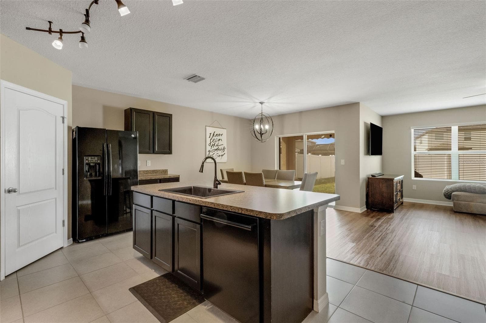Single Family Residence at 15215 PEACEFUL BULL PL, BRADENTON, photo 7 of 62