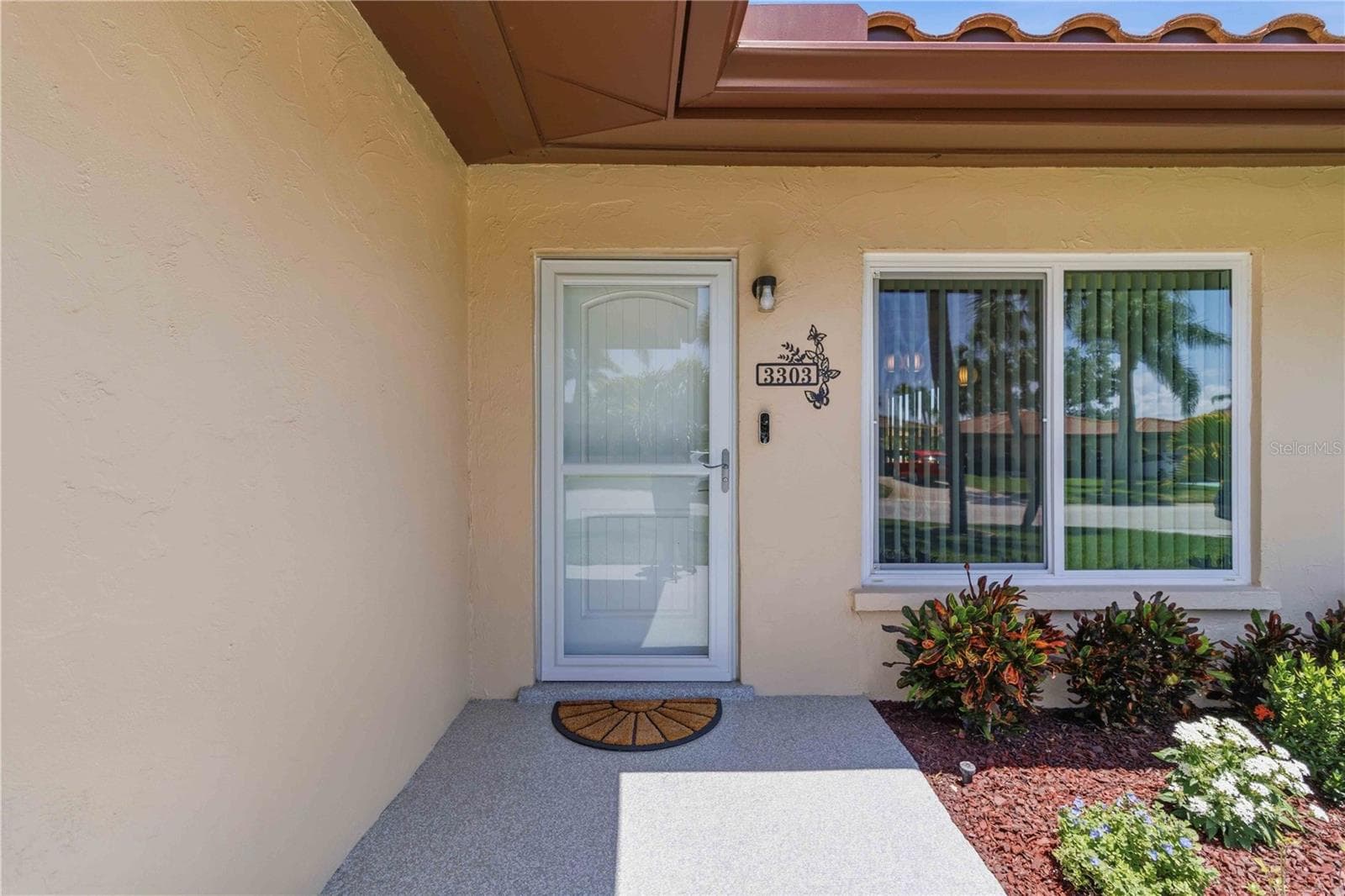 Single Family Residence at 3303 CAMBRIDGE AVE, BRADENTON, photo 6 of 39