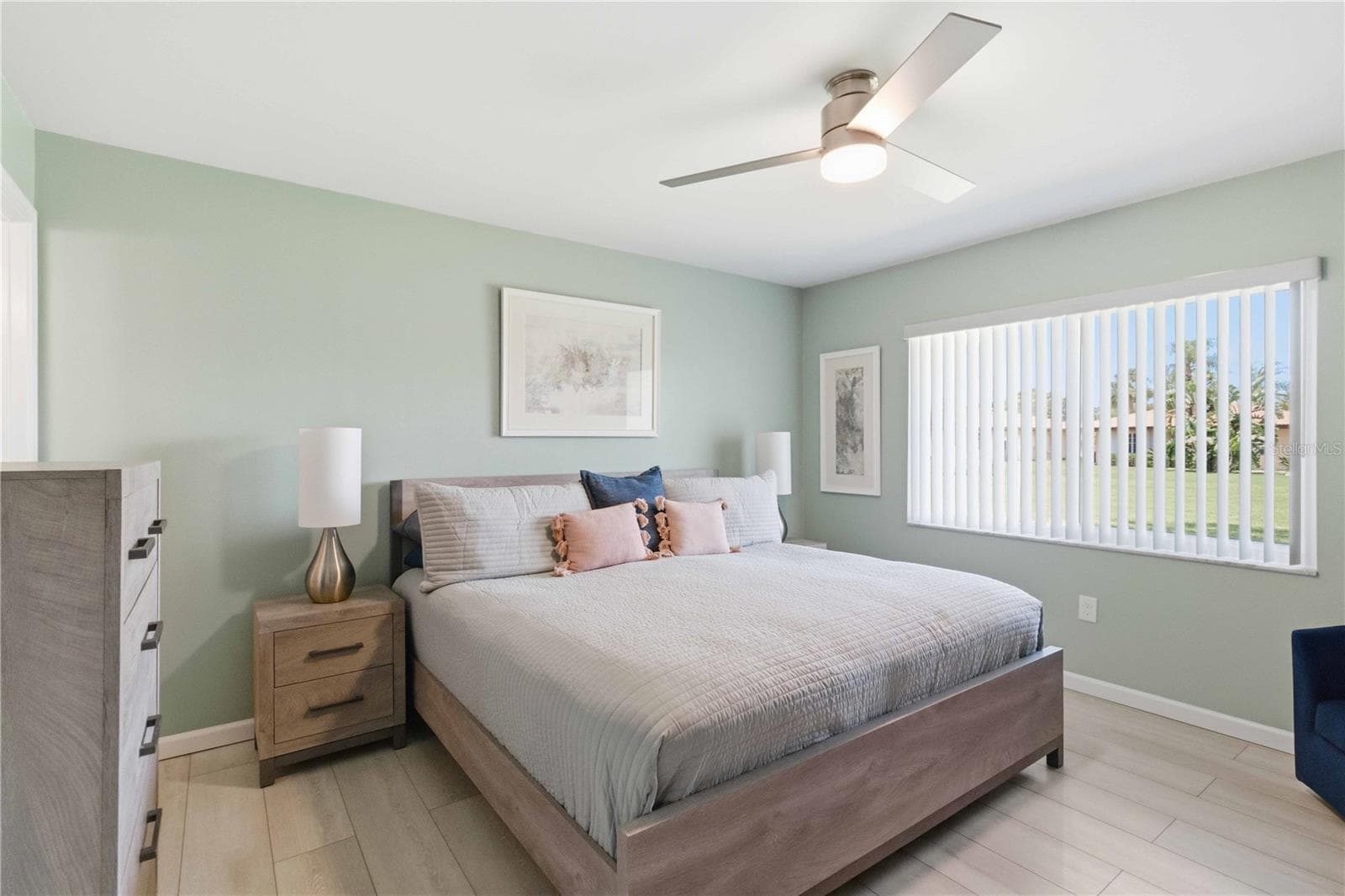 Single Family Residence at 3303 CAMBRIDGE AVE, BRADENTON, photo 23 of 39