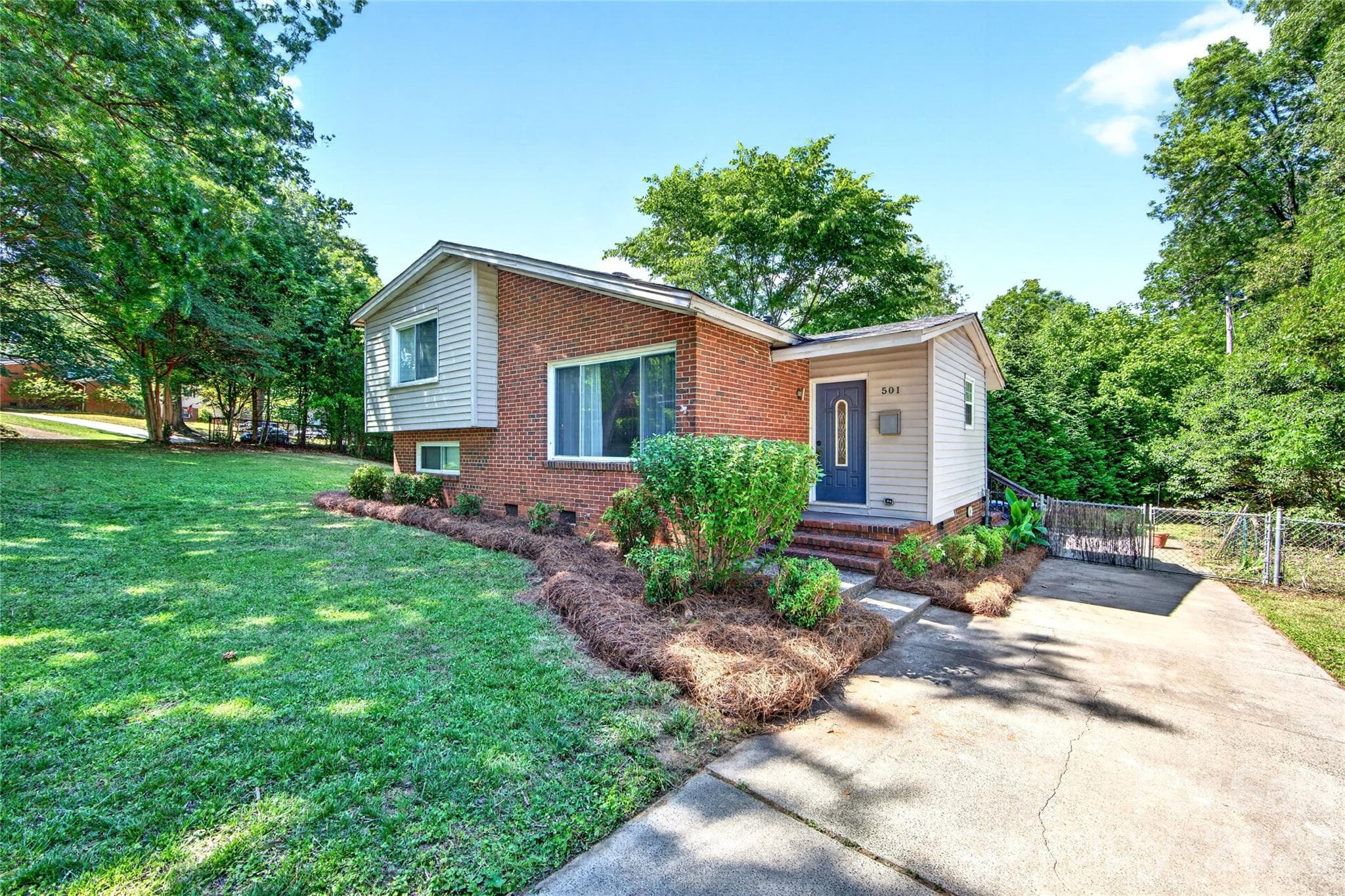 Single Family Residence at Charlotte, photo 5 of 46