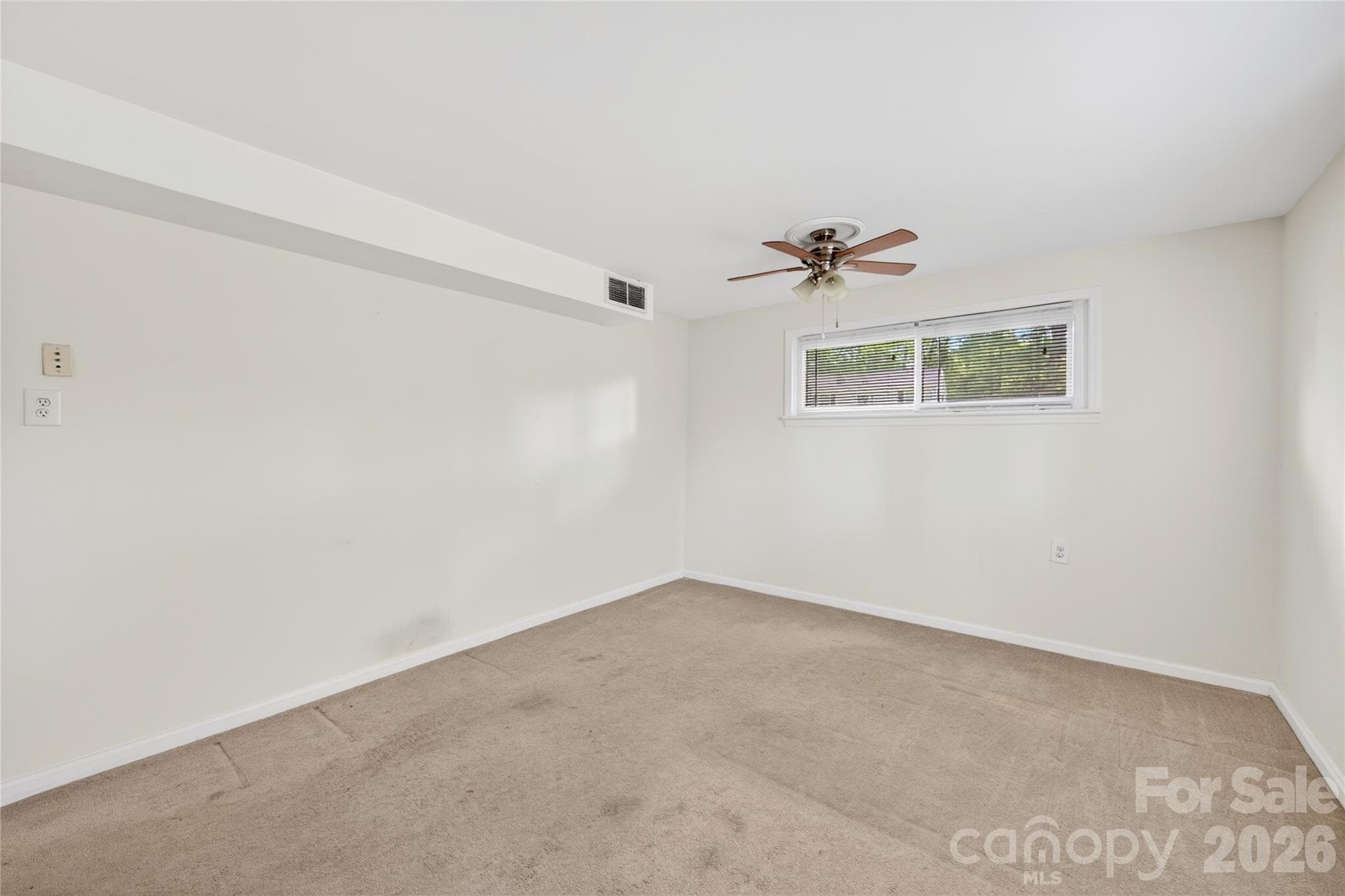 Single Family Residence at 501 Kenlough Drive, Charlotte, photo 34 of 46