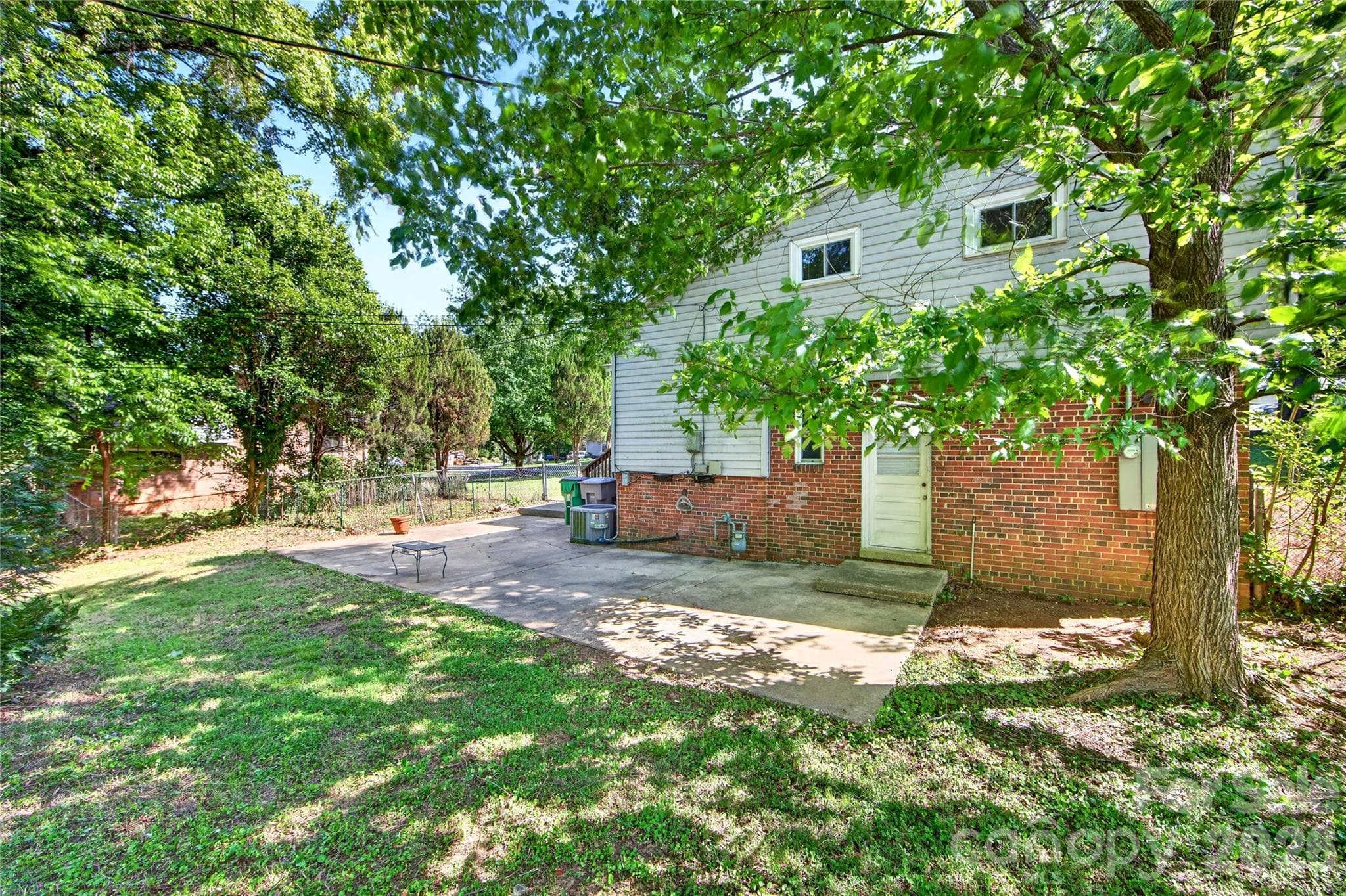 Single Family Residence at 501 Kenlough Drive, Charlotte, photo 44 of 46