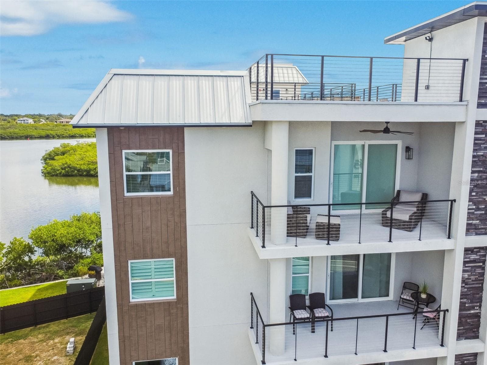 Condominium at 19505 GULF BLVD #404, INDIAN SHORES, photo 3 of 43