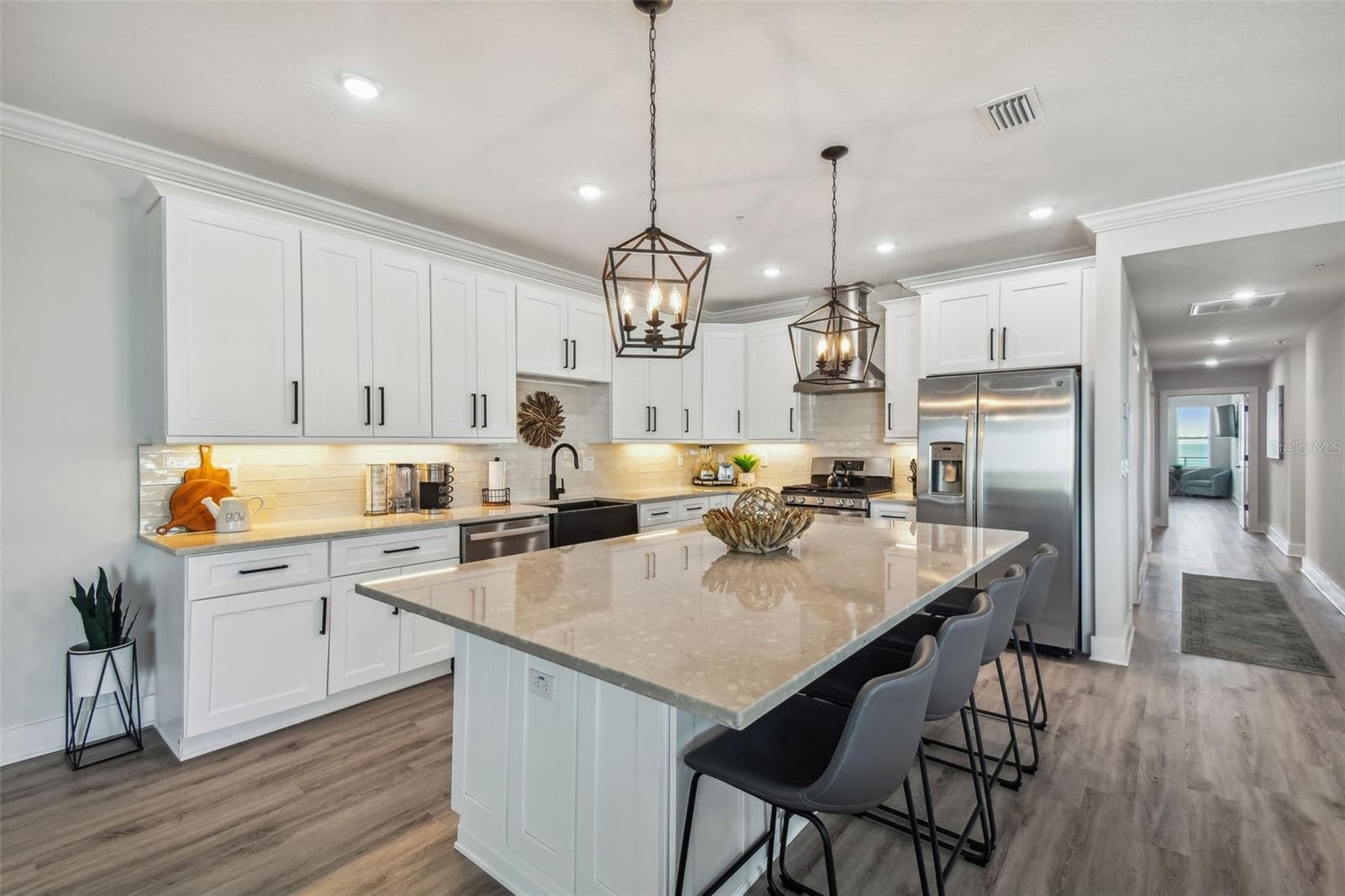 Condominium at 19505 GULF BLVD #404, INDIAN SHORES, photo 10 of 43