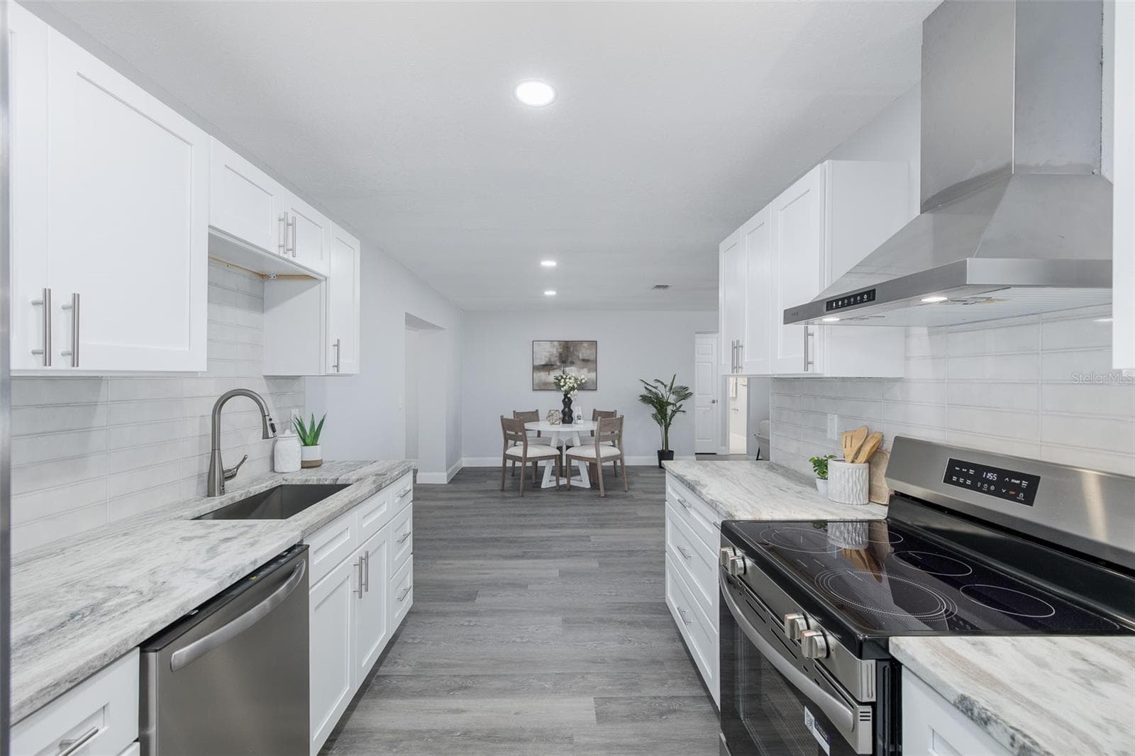 Fully Updated Kitchen - 1815 DRIFTWOOD CIR S, OLDSMAR