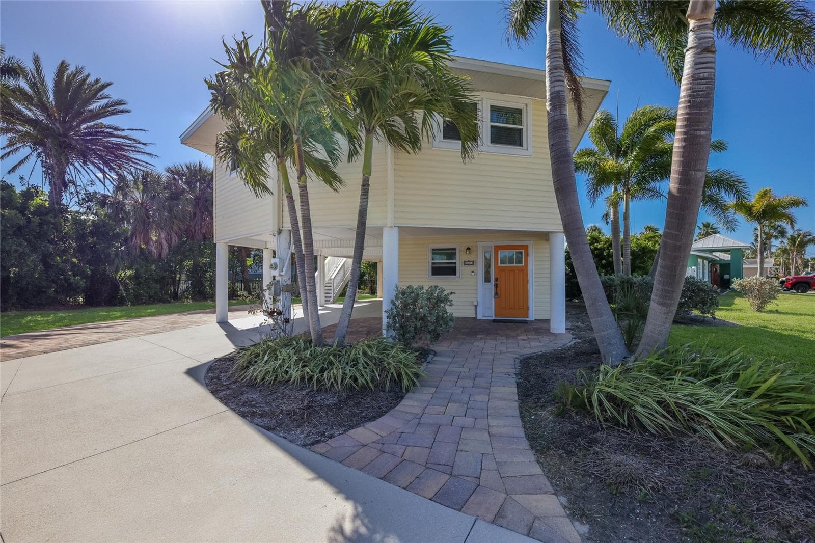 Single Family Residence at 221 85TH ST, HOLMES BEACH, photo 5 of 39