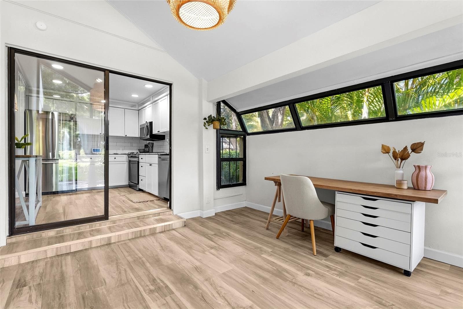 Condominium at 2383 LAKESIDE MEWS #D3, SARASOTA, photo 11 of 67