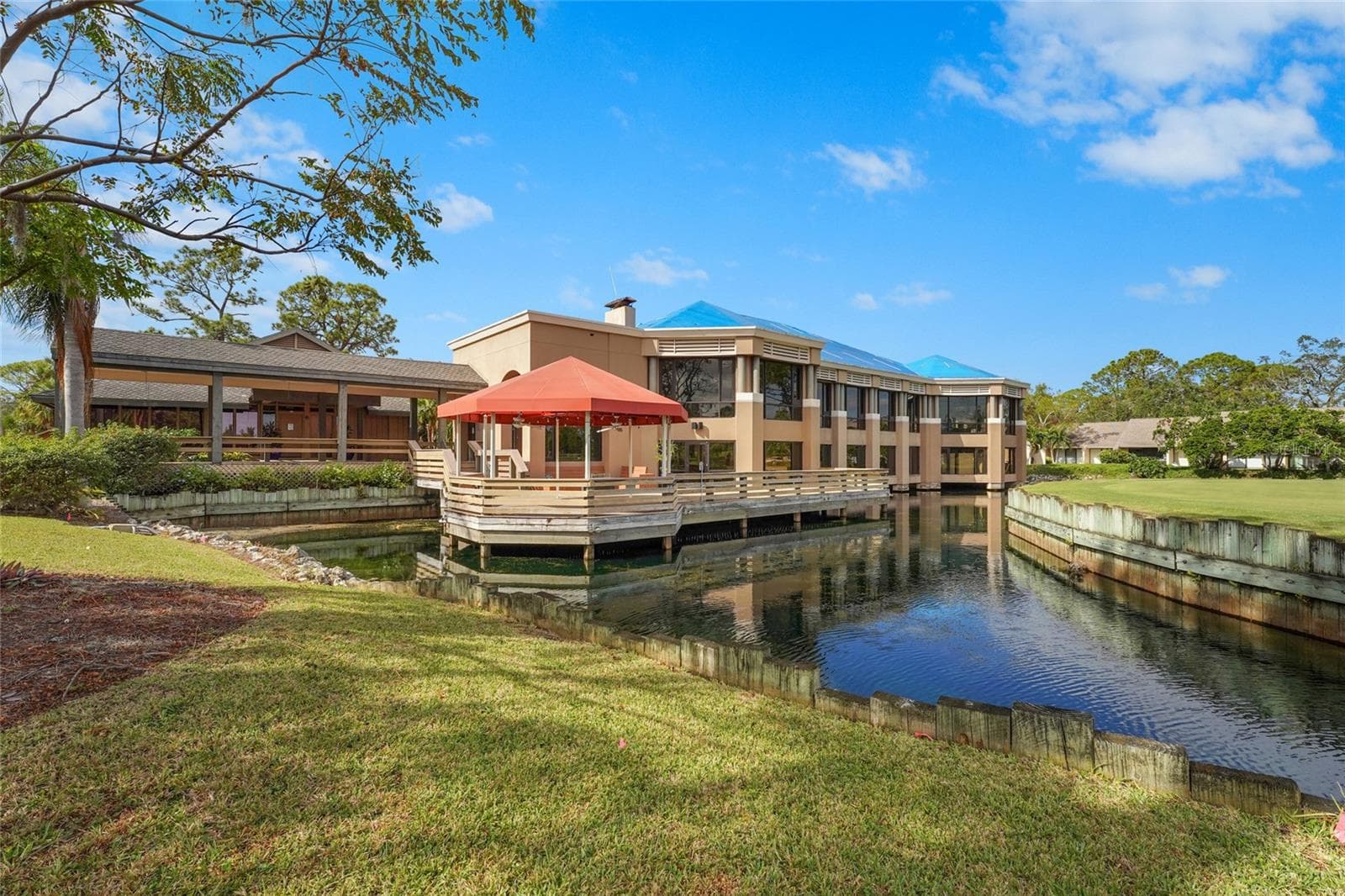Condominium at 2383 LAKESIDE MEWS #D3, SARASOTA, photo 63 of 67