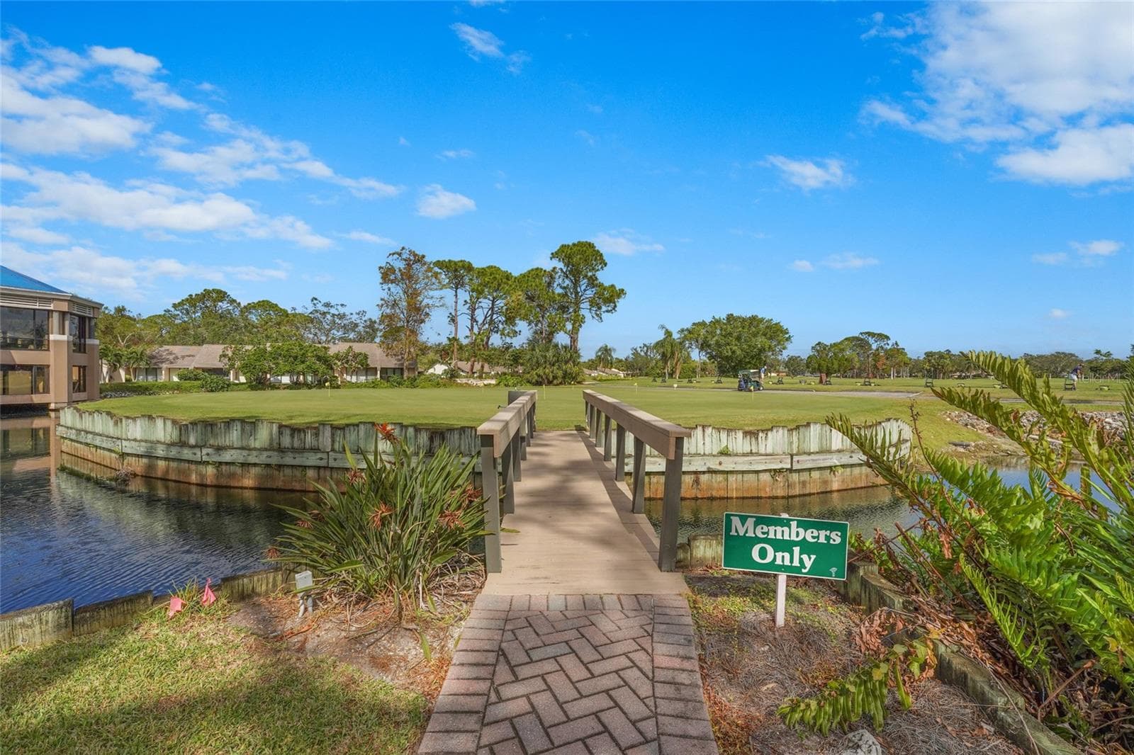 Condominium at 2383 LAKESIDE MEWS #D3, SARASOTA, photo 64 of 67