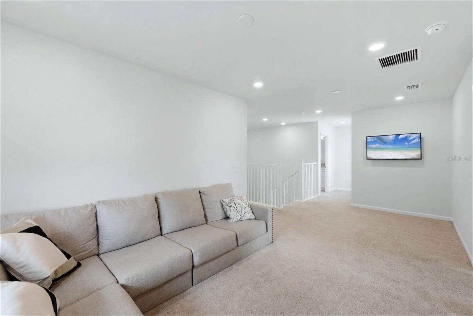 Single Family Residence at 6126 BLUESTAR CT, LAKEWOOD RANCH, photo 14 of 52